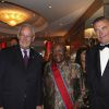 Le ministre d'Etat de la Principauté de Monaco Michel Rocher, Desmond Tutu, le prince Charles de Bourbon des deux Siciles lors d'une réception en l'honneur de Desmond Tutu au siège de l'automobile club de Monaco le 5 juin 2014