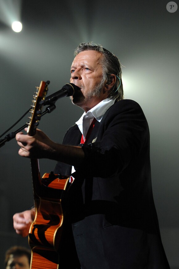 Renaud en concert en Suisse, en 2007. 