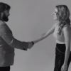L'acteur Haley Joel Osment n'a pas hésité à se laisser gifler par une inconnue dans la vidéo parodique "The Slap", mise en ligne le 23 juin 2014.