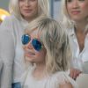 Annily, la fille d'Alizée, dans le clip de Blonde. Avril 2014.