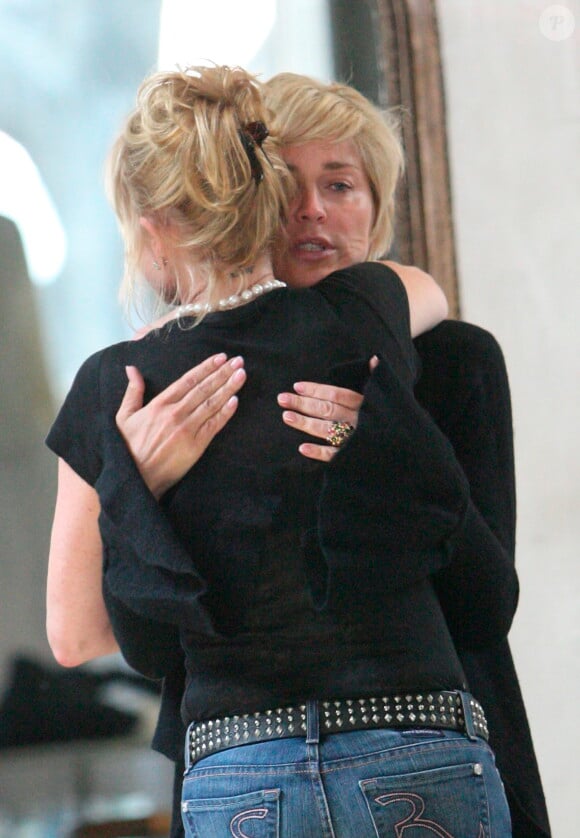 Sharon Stone et Melanie Griffith, grandes amies,  déjeunant ensemble à Los Angeles le 8 mai 2008