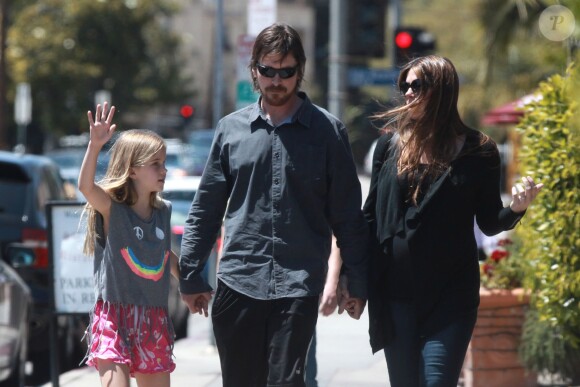 Christian Bale en famille à Los Angeles, le 11 mai 2014.