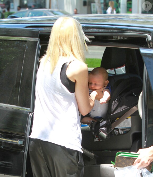 Gwen Stefani et ses fils Kingston, Zuma et Apollo, de sortie à West Hollywood. Los Angeles, le 29 juin 2014.