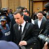 Oscar Pistorius à la sortie de la North Gauteng High Court de Pretoria, après la reprise de son procès le 30 juin 2014