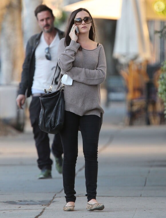 Exclusif - David Arquette et sa petite amie Christina McLarty (enceinte) font du shopping à West Hollywood, le 23 décembre 2013.