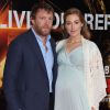 Guy Ritchie et sa compagne Jacqui Ainsley - Première mondiale du film "Edge of Tomorrow" au BFI Imax à Londres. Le 28 mai 2014