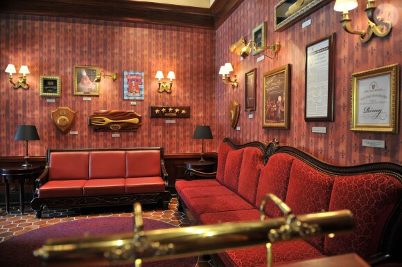 Le restaurant Bistrot Chez Rémy, au parc Walt Disney Studios, dans le cadre de la nouvelle attraction Ratatouille : L'Aventure Totalement Toquée de Rémy.