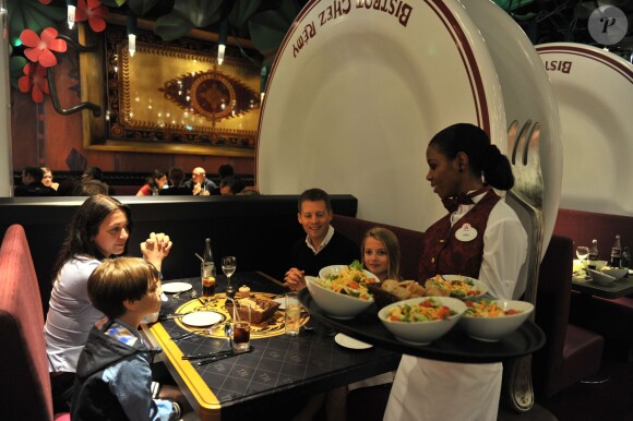Le restaurant Bistrot Chez Rémy, au parc Walt Disney Studios, dans le cadre de la nouvelle attraction Ratatouille : L'Aventure Totalement Toquée de Rémy.