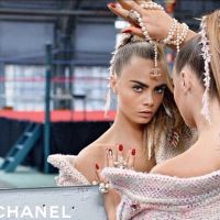 Cara Delevingne : Boxeuse chic pour Chanel, elle ne s'arrête plus !