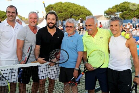 Cédric Pioline, David Ginola, Henri Leconte, Michel Boujenah, Mansour Bahrami et Nagui lors de la 4ème édition du Classic Tennis Tour à Saint-Tropez, le 12 juillet 2014.