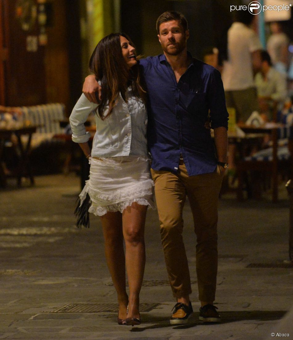  Xabi Alonso et sa jolie femme Nagore Aramburu en vacances &amp;agrave; Portofino (Italie) le 14 juillet 2014. 