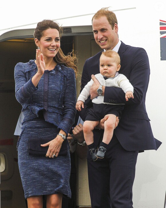 Kate Middleton, le prince William et le prince George de Cambridge partant de Nouvelle-Zélande le 16 avril 2014