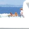 Lindsay Lohan et son petit-ami sur un yacht sur l'île d'Ischia, le 15 juillet 2014.