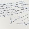Le roi Willem-Alexander et la reine Maxima des Pays-Bas, sous le choc, ont écrit le 18 juillet 2014 un mot dans le registre de condoléances ouvert au ministère de la Justice et de la Défense, à La Haye, suite à la tragédie du vol MH17 de la Malaysian Airlines qui a été abattu le 17 juillet alors qu'il faisait la liaison Amsterdam - Kuala Lumpur. 193 de ses passagers étaient néerlandais.