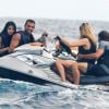 Selena Gomez célèbre son 22e anniversaire avec Cara Delevingne et s'offre une séance jet-ski avec le beau Tommy Chiabra, Saint-Tropez, le 22 juillet 2014.