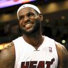 LeBron James, tout sourire après ses 61 points marqués face aux Charlotte Bobcats à l'AmericanAirlines Arena de Miami, le 3 mars 2014