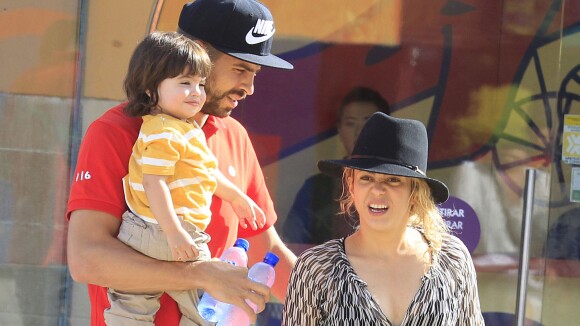 Shakira et Gerard Piqué : Heureux avec le petit Milan au parc d'attractions
