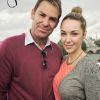 Récemment séparé d'Elizabeth Hurley, Shane Warne a officialisé sa romance avec sa nouvelle compagne, une certaine Emily Scotto, DJette de son état.