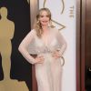 Julie Delpy à la 86e cérémonie des Oscars à Los Angeles, le 2 mars 2014. L'actrice et réalisatrice était nommée pour le meilleur scénario adaptée avec le film "Before Midnight". Elle porte une robe Jenny Packham.