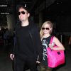 Avril Lavigne et Chad Kroeger à l'aéroport de Los Angeles, le 7 octobre 2013.