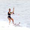 Céline Dion arrive en ski nautique sur le plateau de L'Eté indien sur France 2, le samedi 2 août 2014.