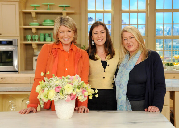 Martha Stewart entourée de sa soeur Laura et sa nièce Sophie, sur le plateau de son émission.