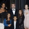 Luc Besson avec sa femme Virginie Silla, leurs enfants Sateen, Thalia et Mao, et sa fille Juliette Besson (qu'il a eue avec Anne Parillaud) lors de l'inauguration de la Cité du cinéma à Saint-Denis le 21 septembre 2012