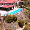 Heidi Klum a vendu cette sublime maison, située dans le quartier de Brentwood à Los Angeles, pour la somme de 24 millions de dollars.