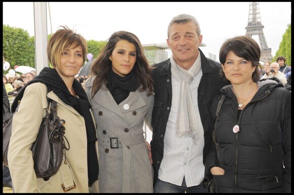 Pierre Lemarchal et sa femme Karine Ferri et Charlotte Valandrey en mai 2009 à Paris 