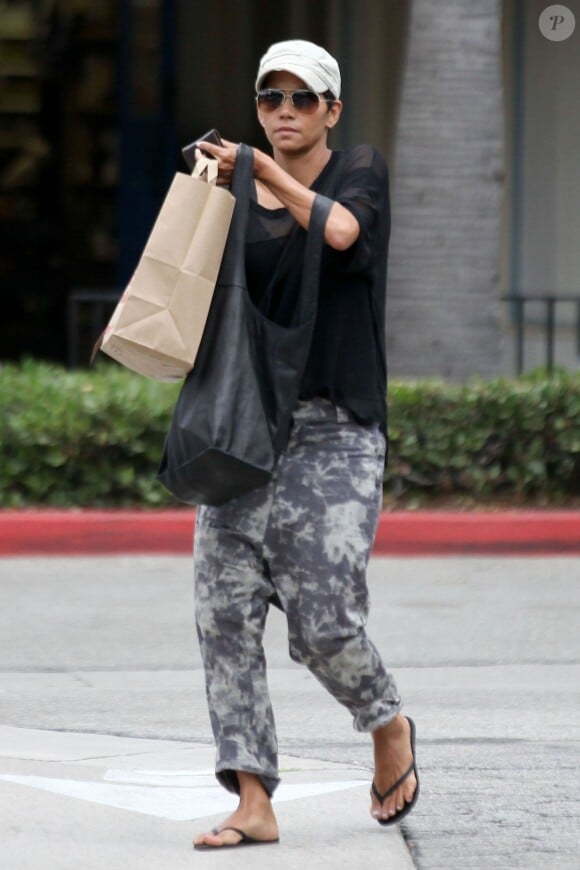 Halle Berry sà Malibu, Los Angeles, le 20 juillet 2014.