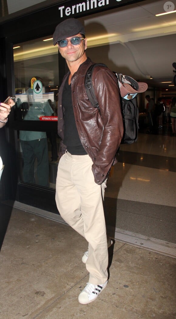 John Stamos à l'aéroport de Los Angeles, le 22 juillet 2014