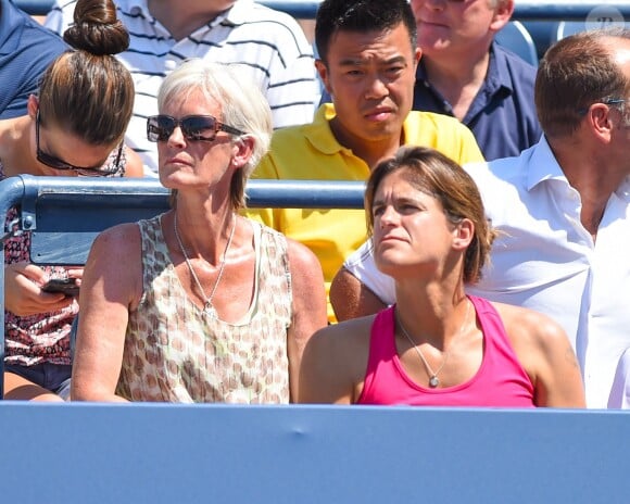 Judy Murray et Amélie Mauresmo lors du match d'Andy Murray au premier tour de l'US Open à l'USTA Billie Jean King National Tennis Center de New York le 26 août 2014