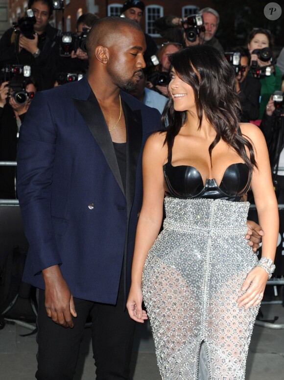 Kim Kardashian et son mari Kanye West lors de la soirée "GQ Men of the Year Awards 2014" à Londres, le 2 septembre 2014.