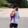 Gael Garcia Bernal et Dolores Fonzi avec leurs enfants Libertad et Lazaro à Punta del Este (Uruguay), le 26 décembre 2013.