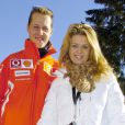  Michael Schumacher et son &eacute;pouse Corinna &agrave; Madonna di Campiglio, le 12 janvier 2005 