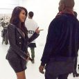  En voyage en Australie avec son mari Kanye West, Kim Kardashian a visit&eacute; la boutique &eacute;ph&eacute;m&egrave;re du Yeezus Tour &agrave; Melbourne. Le 9 septembre 2014. 