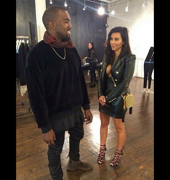 Kanye West et Kim Kardashian dans la boutique de la marque Zambesi à Melbourne. Le 9 septembre 2014.