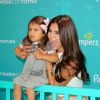 L'actrice Roselyn Sanchez, accompagnée de sa fille Sebella, a participé au lancement de la campagne Celebrate Pampers BabyGotMoves au centre commercial The Grove à West Hollywood, Los Angeles, le 9 septembre 2014
