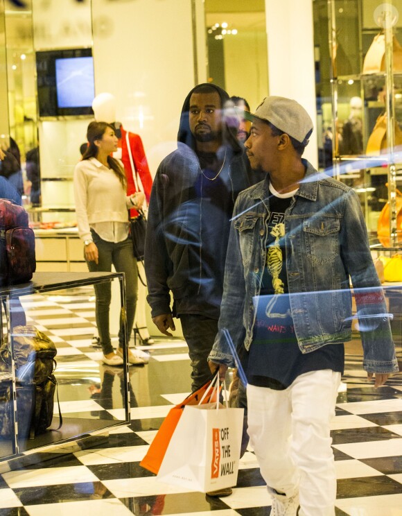 Kanye West fait du shopping à Sydney, le 12 septembre 2014.