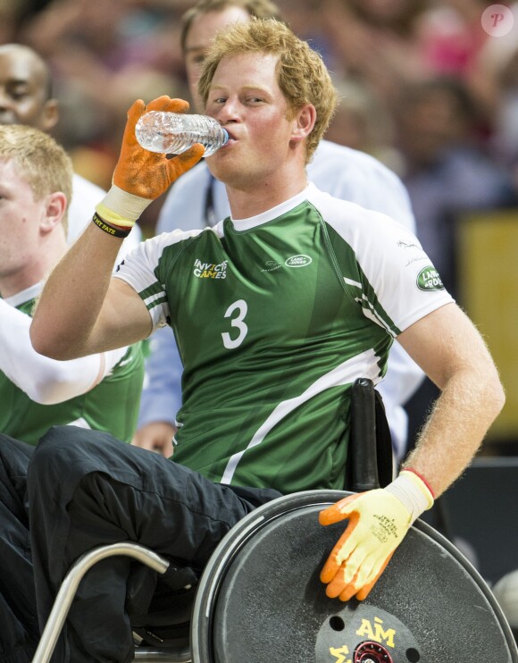 Le prince Harry a participé à une démonstration de rugby en fauteuil roulant lors des Invictus Games, le 12 septembre 2014 à la Copperbox Arena, à Londres.