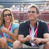Hugh Grant et la mère de son fils Anna Eberstein lors de l'Open de Tennis de Bastad en Suède le 17 juillet 2014