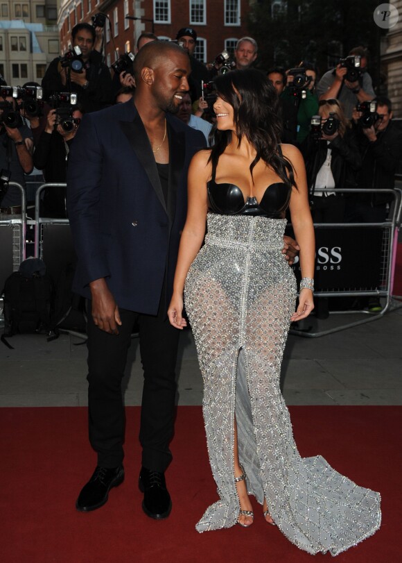 Kanye West et Kim Kardashian aux GQ Men of the Year Awards. Londres, le 2 septembre 2014.