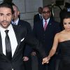 Eva Longoria et son petit ami José Antonio Baston sortent de l'hôtel Ritz Carlton à New York, le 23 septembre 2014.