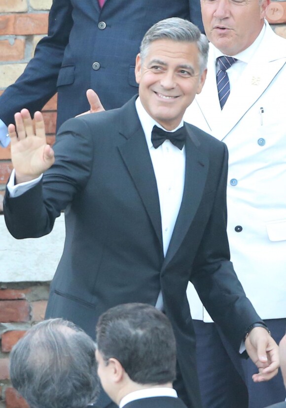 George Clooney part du Cipriani pour se rendre à son mariage avec Amal Alamuddin à l'Aman Canal Grande Venice à Venise, le 27 septembre 2014