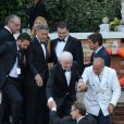 George Clooney et son père Nick Clooney - George Clooney et ses invités se rendent à son mariage avec Amal Alamuddin à Venise, le 27 septembre 2014. Tout le monde a quitté l'hôtel pour se rendre à la cérémonie.  George Clooney leaves with the guests the hotel to go to his wedding with Amal Alamuddin in Venice, on Septembre 27, 2014.27/09/2014 - Venise