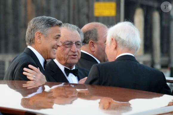 George Clooney, Ramzi Sabbagh Alamuddin (père d'Amal Alamuddin) et son père Nick Clooney - George Clooney et ses invités se rendent à son mariage avec Amal Alamuddin à Venise, le 27 septembre 2014. Tout le monde a quitté l'hôtel pour se rendre à la cérémonie.  George Clooney leaves with the guests the hotel to go to his wedding with Amal Alamuddin in Venice, on Septembre 27, 2014.27/09/2014 - Venise