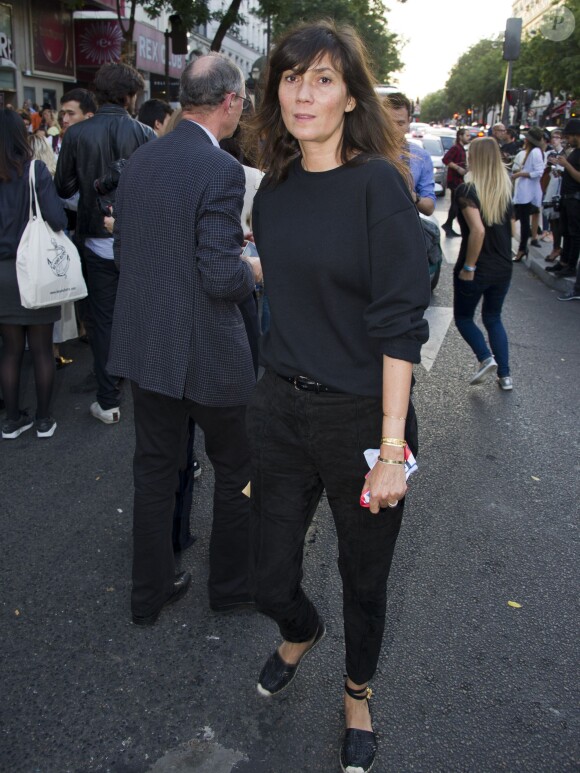 Emmanuelle Alt lors du dernier défilé de mode "Jean-Paul Gaultier", collection prêt-à-porter printemps-été 2015, au Grand Rex à Paris, le 27 septembre 2014