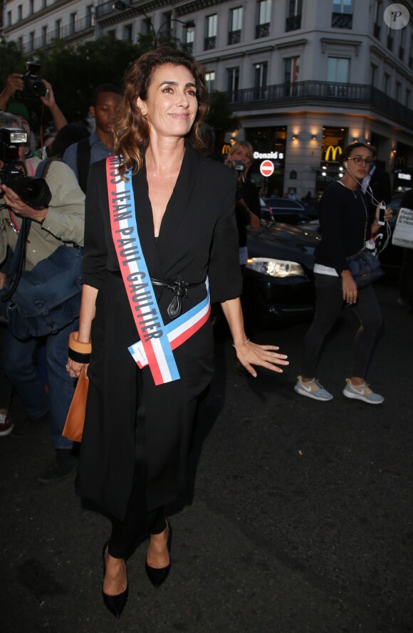 Agnès Boulard (Mademoiselle Agnès) lors du dernier défilé de mode "Jean-Paul Gaultier", collection prêt-à-porter printemps-été 2015, au Grand Rex à Paris, le 27 septembre 2014