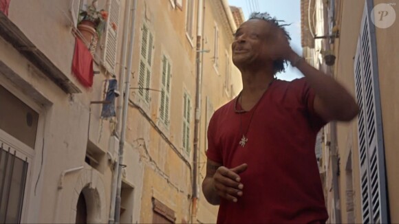 Yannick Noah dans son clip "Le même sang" sorti en septembre 2014.