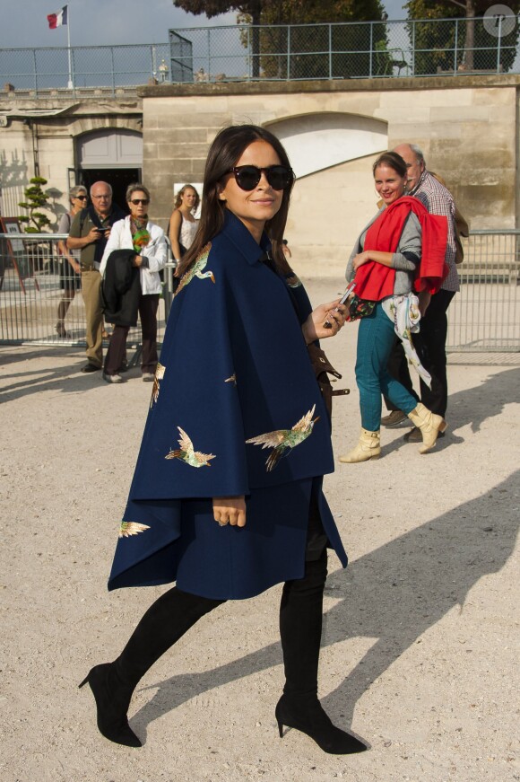 Miroslava Duma arrive à l'Espace Éphémère du jardin des Tuileries pour assister au défilé Elie Saab prêt-à-porter printemps-été 2015. Paris, le 29 septembre 2014.